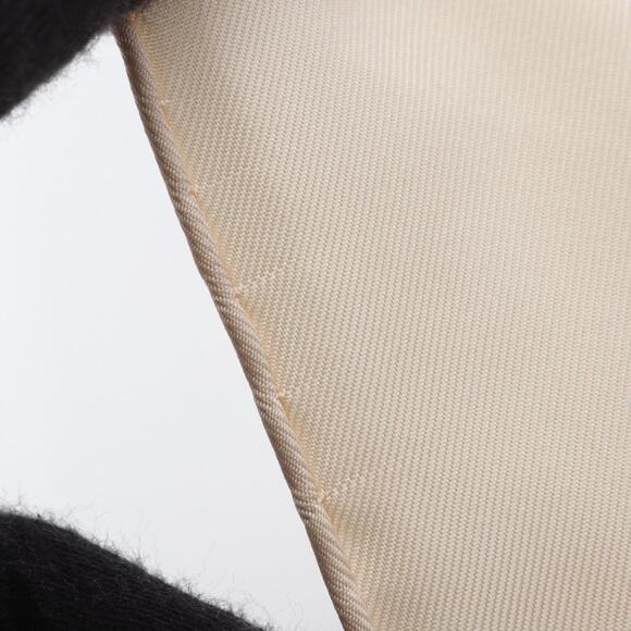 HERMES Authentic Cream Silk Scarf - Picture 5 of 5